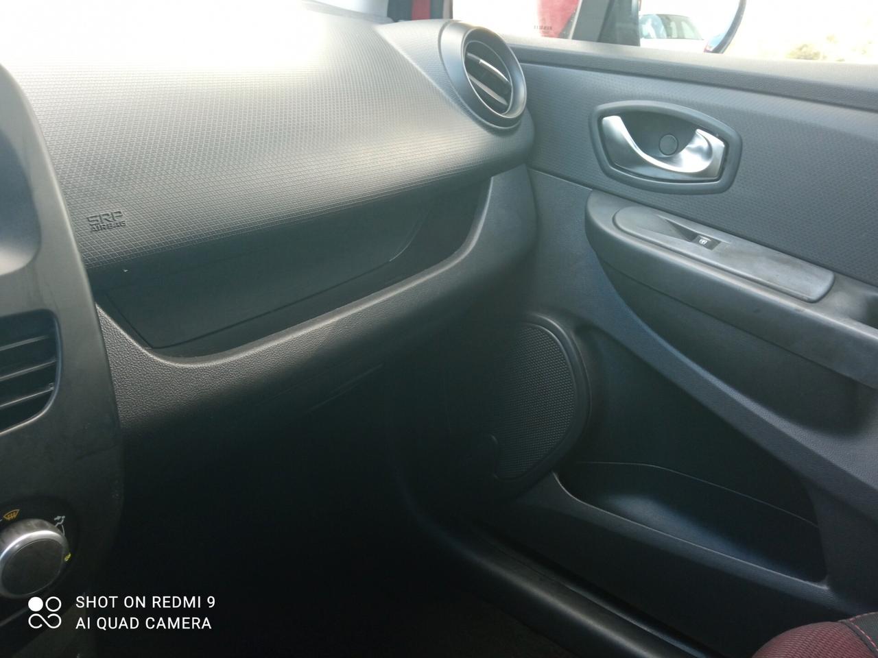 Renault Clio 1.2 75CV 5 porte AUTHENTIC NEOPATENTATI