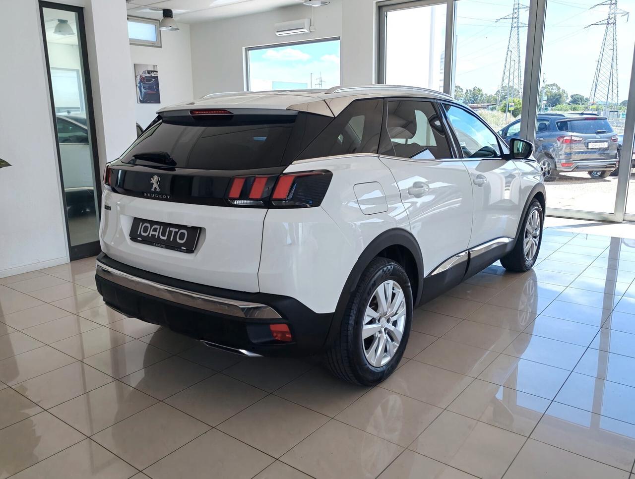 Peugeot 3008 1.5 BlueHDi 130cv Business 2018