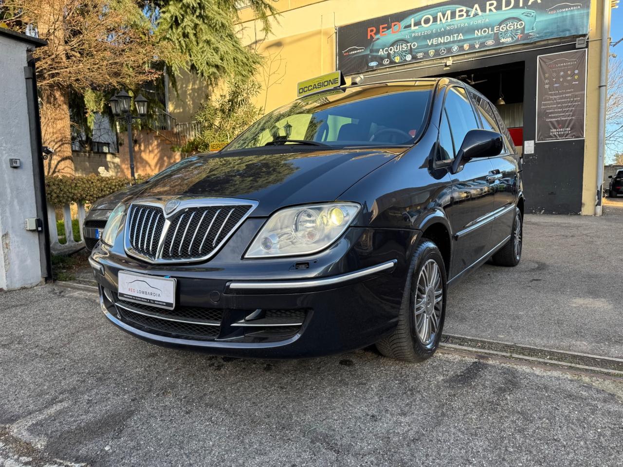 Lancia Phedra 2.2 MJT Oro Plus