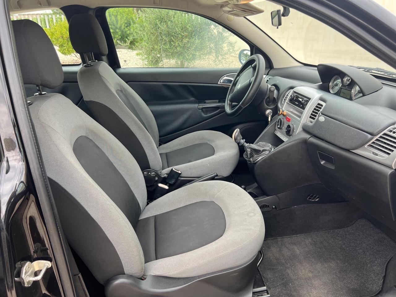 Lancia Ypsilon Argento Ecochic Benzina/GPL 2009