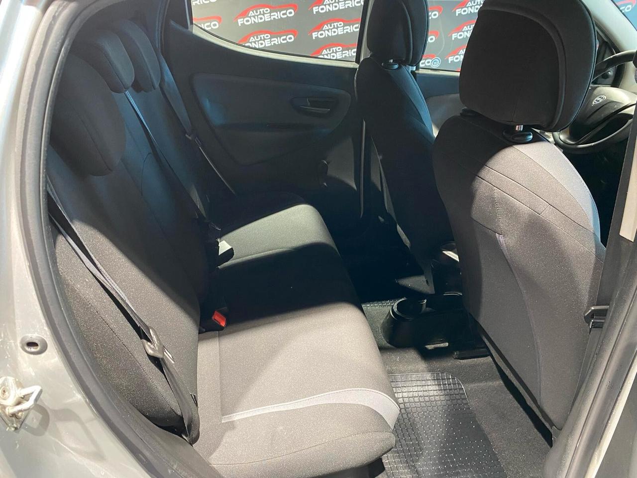 Lancia Ypsilon 1.2 GPL con 80.000 KM - 2017