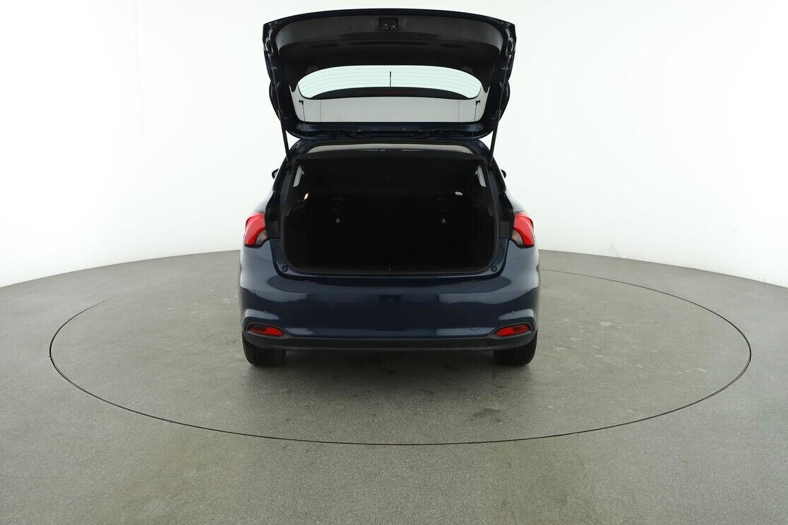 Fiat Tipo 1.6 Mjt 5 Porte con soli 28.000 km