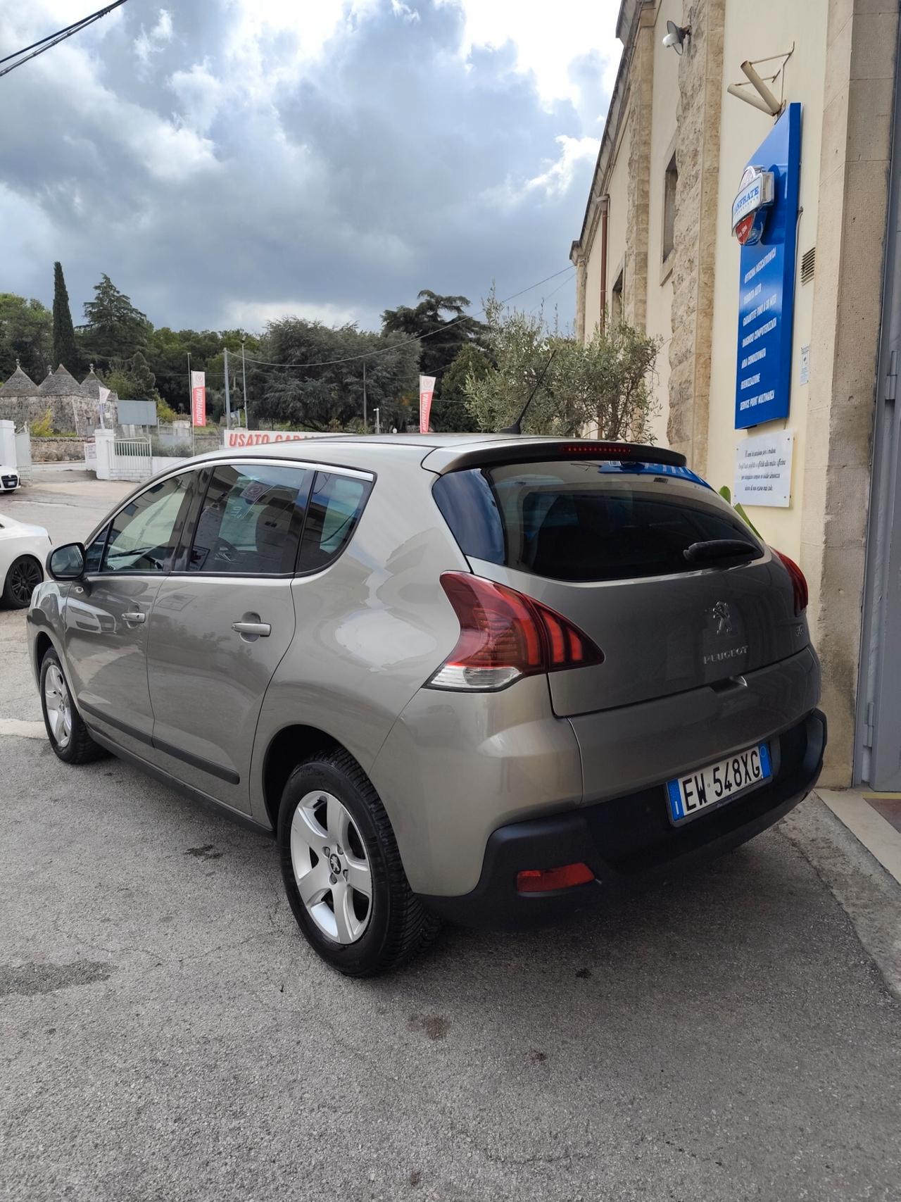 Peugeot 3008 1.6 HDi 115CV Business