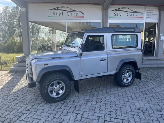 LAND ROVER Defender 90 2.5 Td5