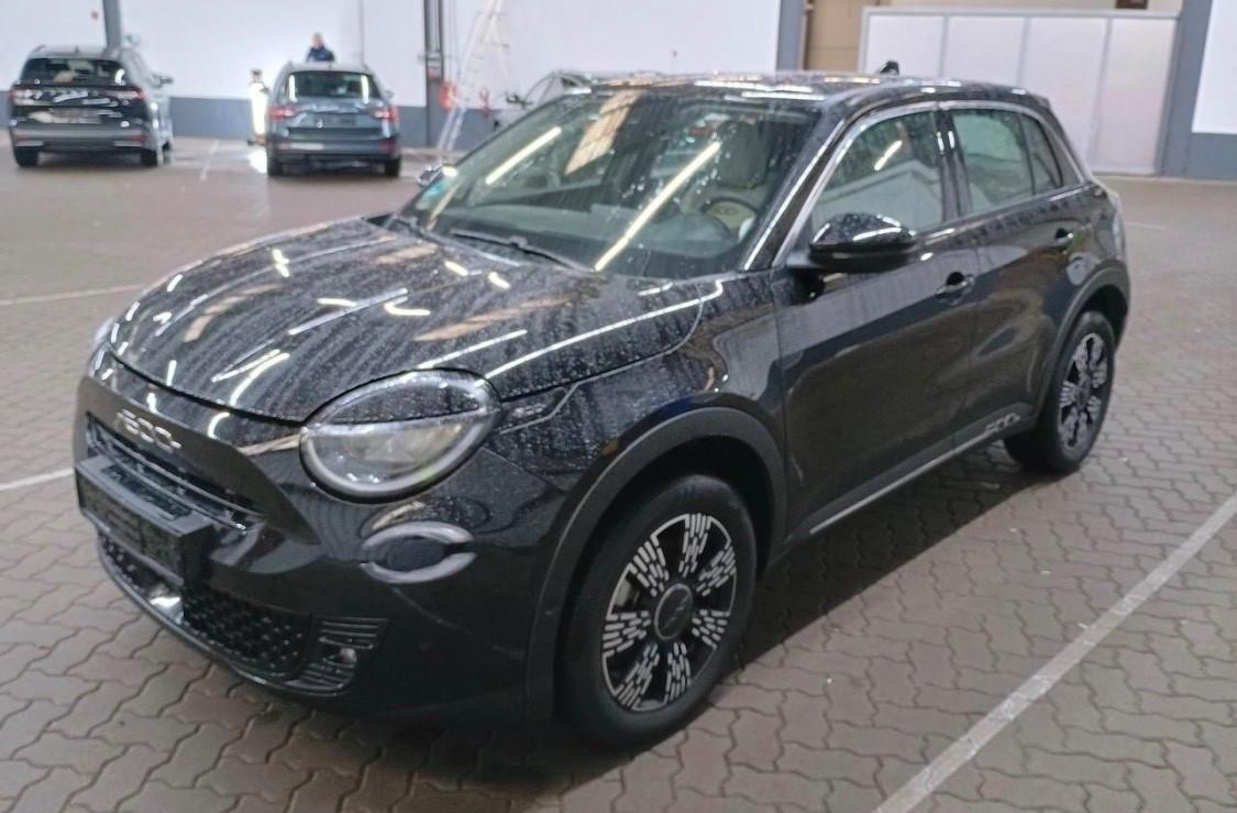 Fiat 600 Hybrid 100 CV DCT MHEV La Prima