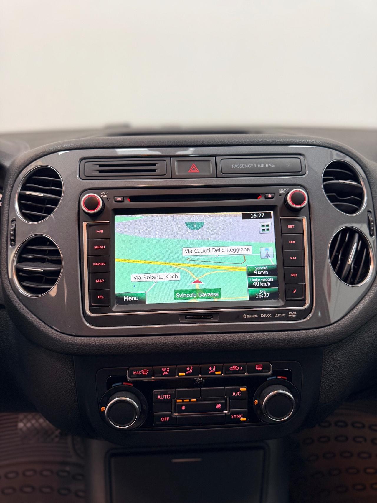 Volkswagen Tiguan 2.0 TDI 140CV 4MOTION DSG Sport & Style EURO 5B NEOPATENTATI