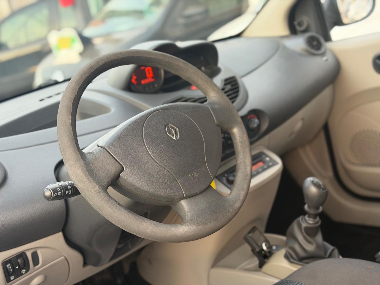 Renault TWINGO 1.2 BENZINA 2009 - ECONOMICA