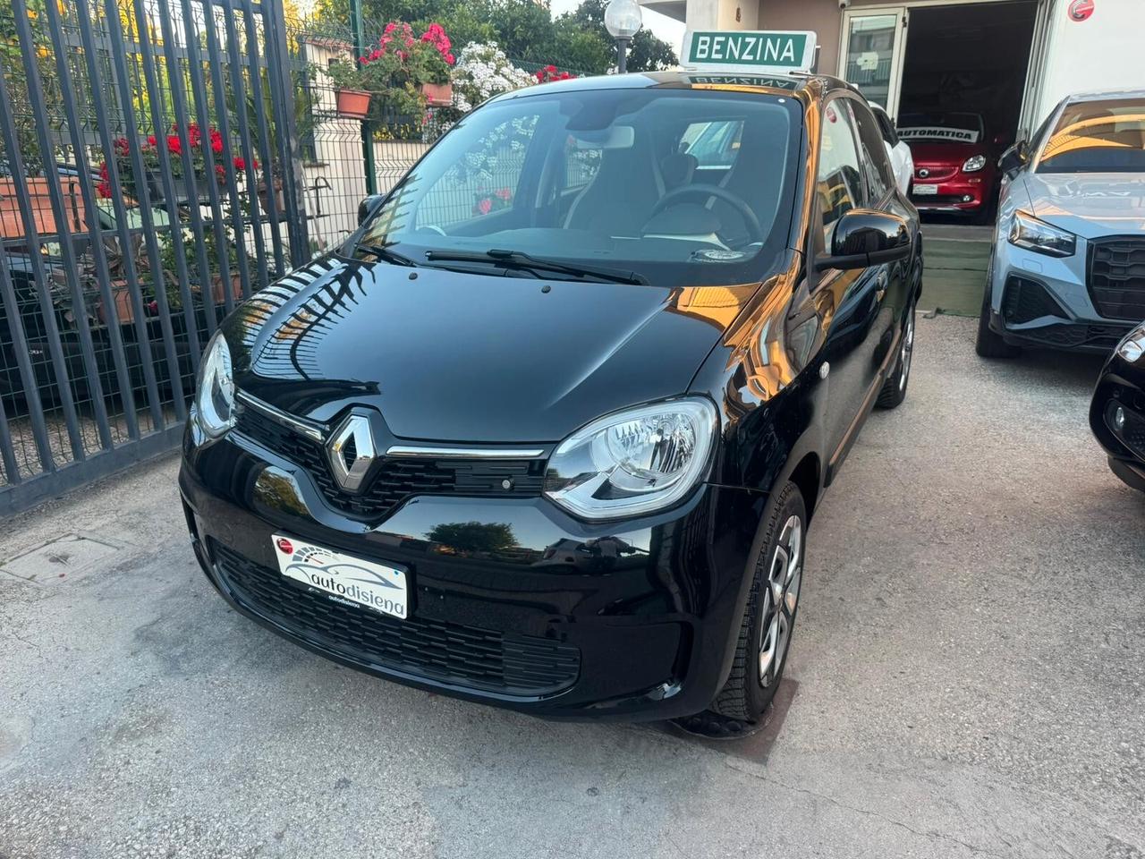 Renault Twingo SCe 65 CV Duel2 iva esposta