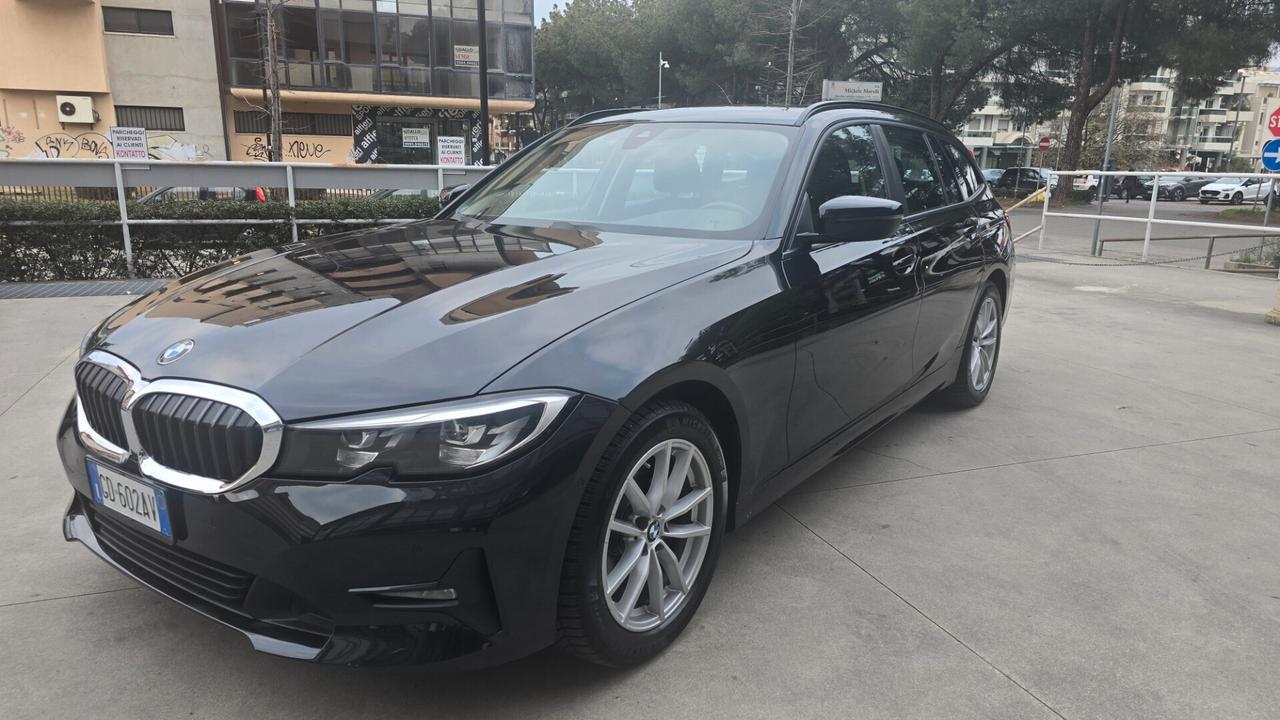 Bmw 320d xDrive Touring Business Advantage ..permute