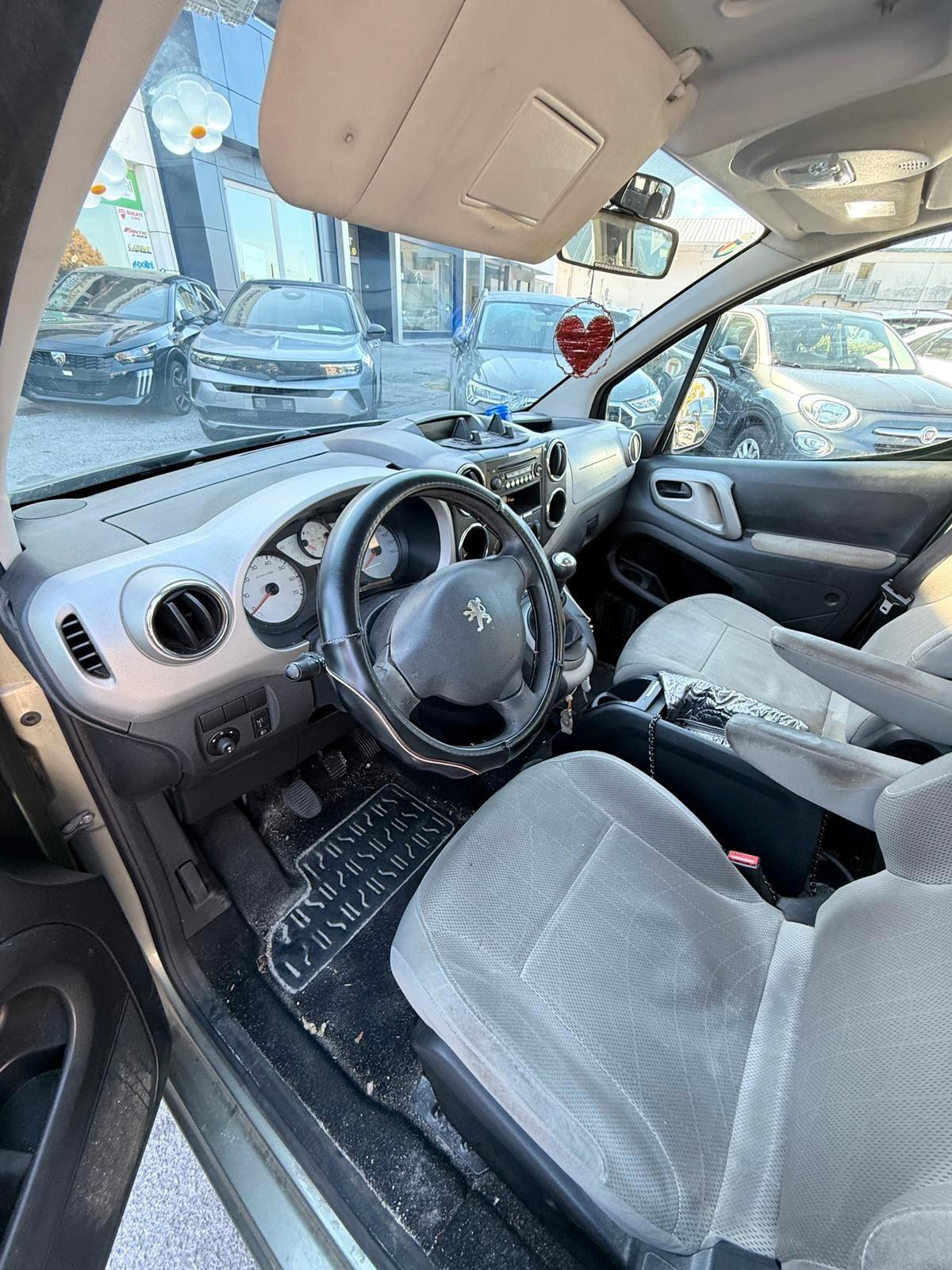 Peugeot Partner Tepee 1.6 HDi 92CV Outdoor -IN ARRIVO