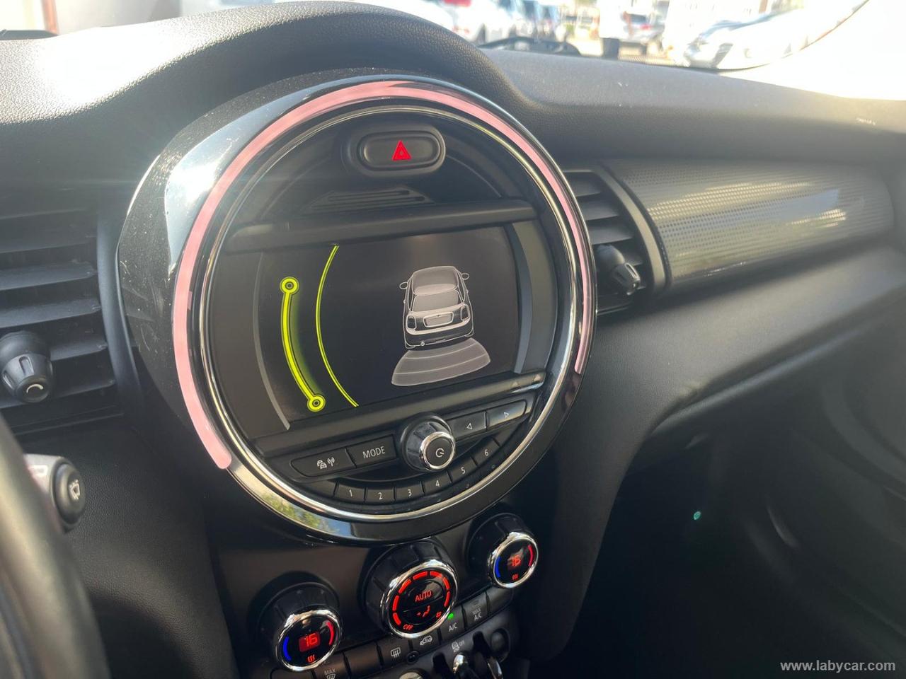 MINI Mini Cooper D Hype UNION JACK EDITION