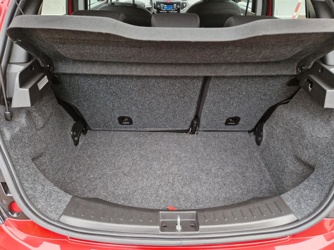 Lancia Ypsilon Hybrid 1.0 70CV "23.800 km" Bluetooth, Sensori p.