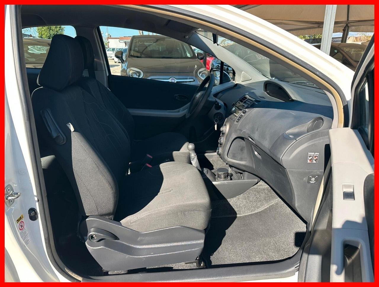 Toyota Yaris 1.0 5 porte Sol 99mila km