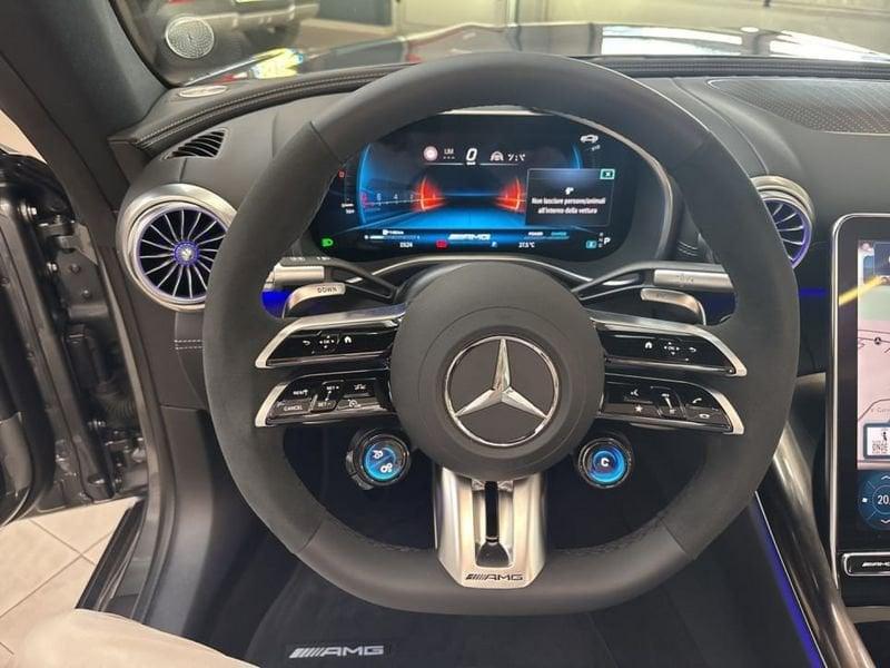 Mercedes-Benz SL 43 AMG Premium Plus