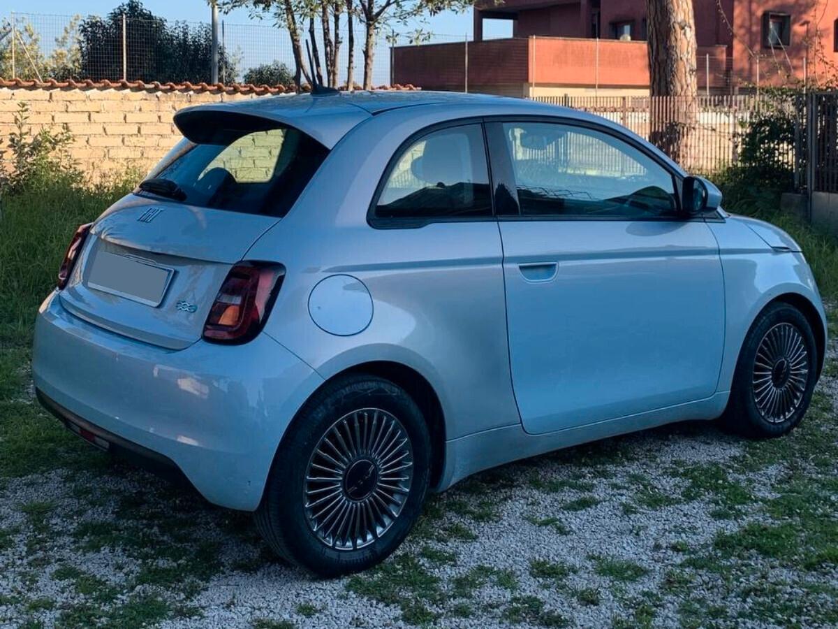 Fiat 500e ICON 42 kWh UNIPRO