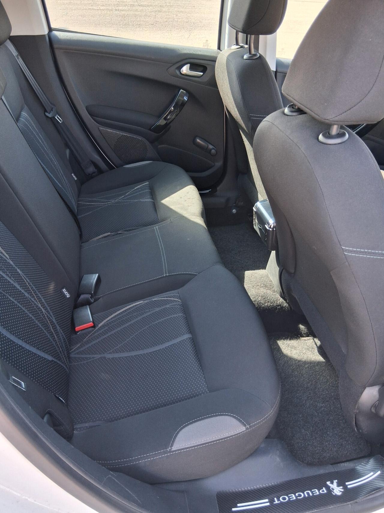 Peugeot 208 1.4 VTi 95 CV 5p. GPL Allure