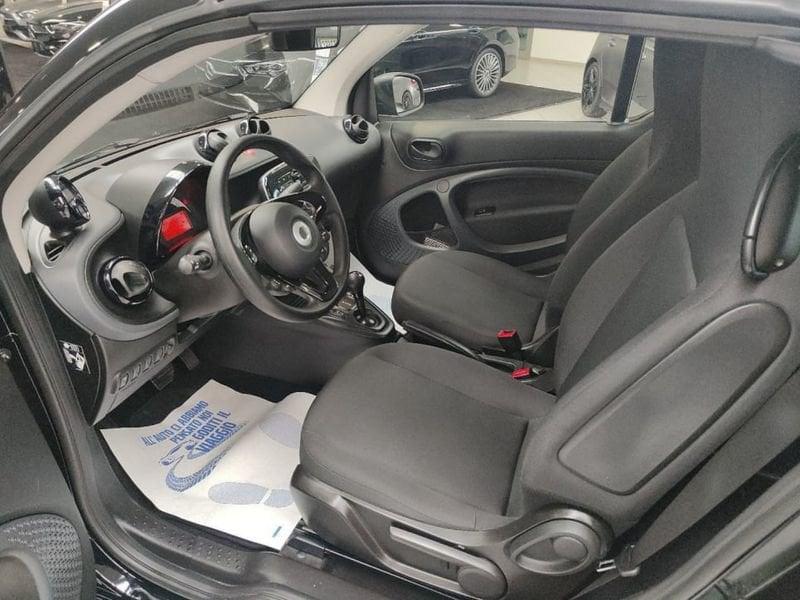 smart fortwo CABRIO EQ PURE 4,6KW