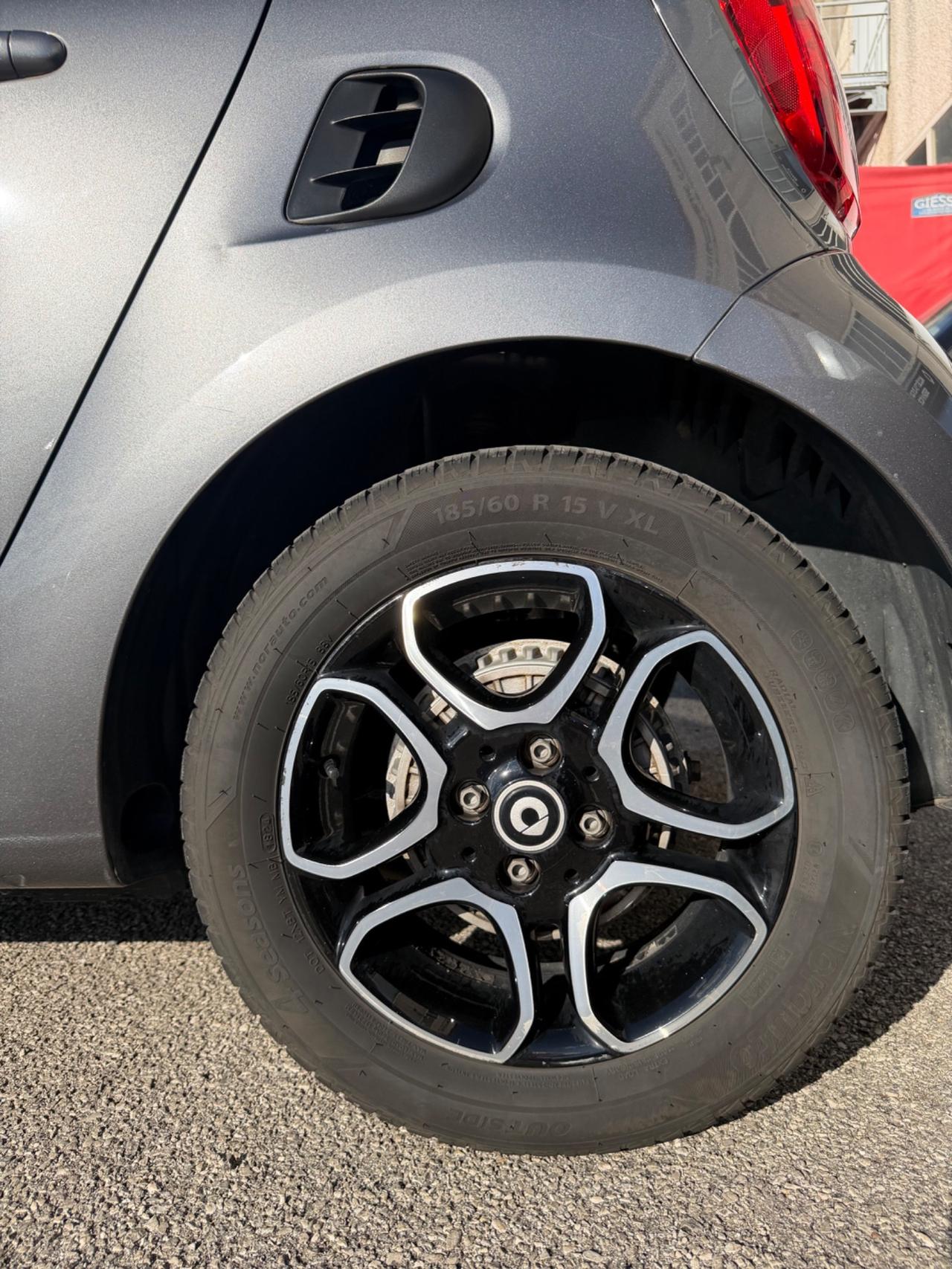 Smart ForFour EQ Passion