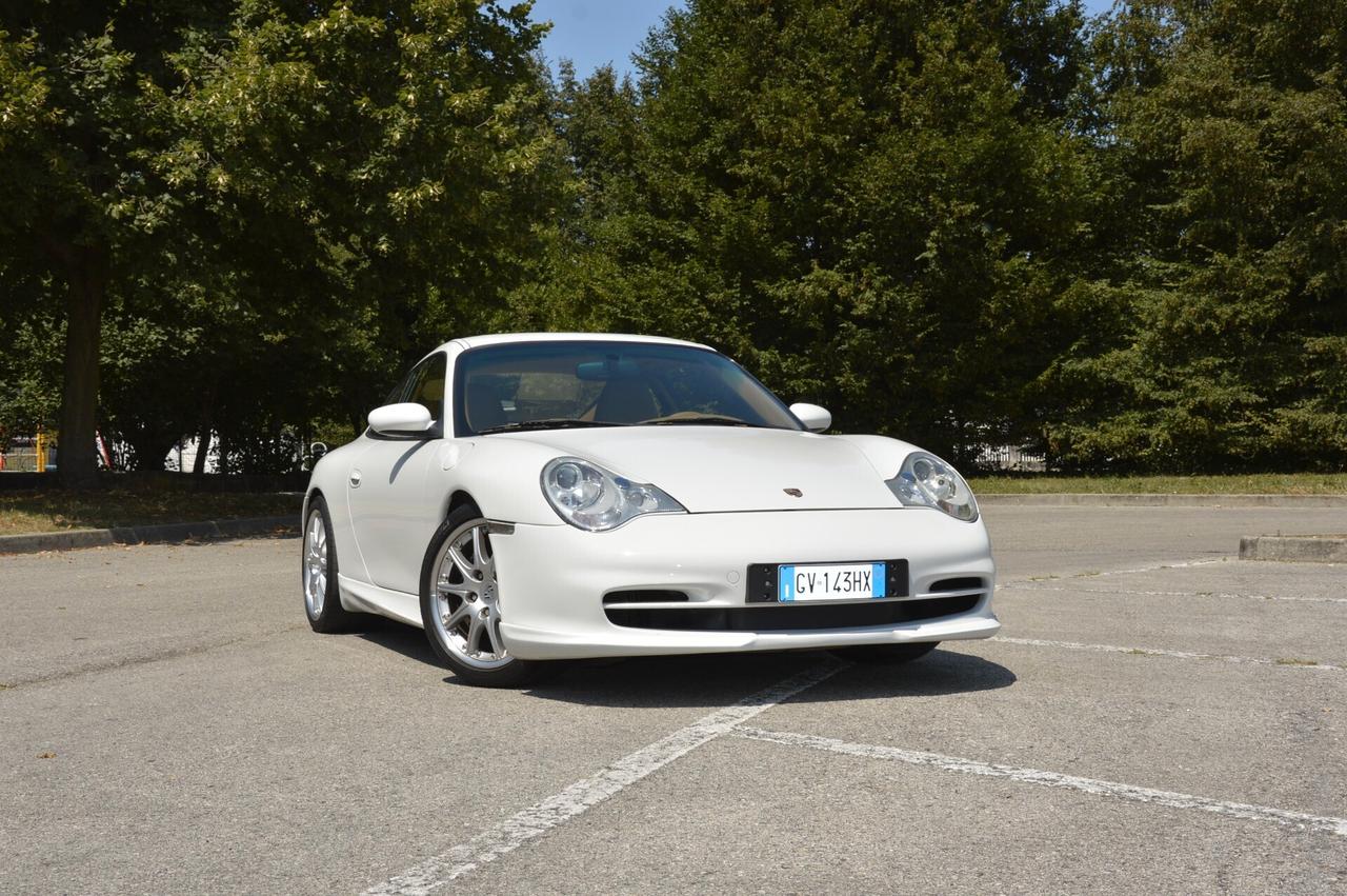 Porsche 911 Carrera cat Coupé