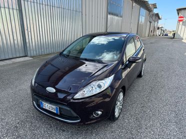 Ford Fiesta 1.4 5 porte Bz.- GPL Titanium NEOPATENTATI