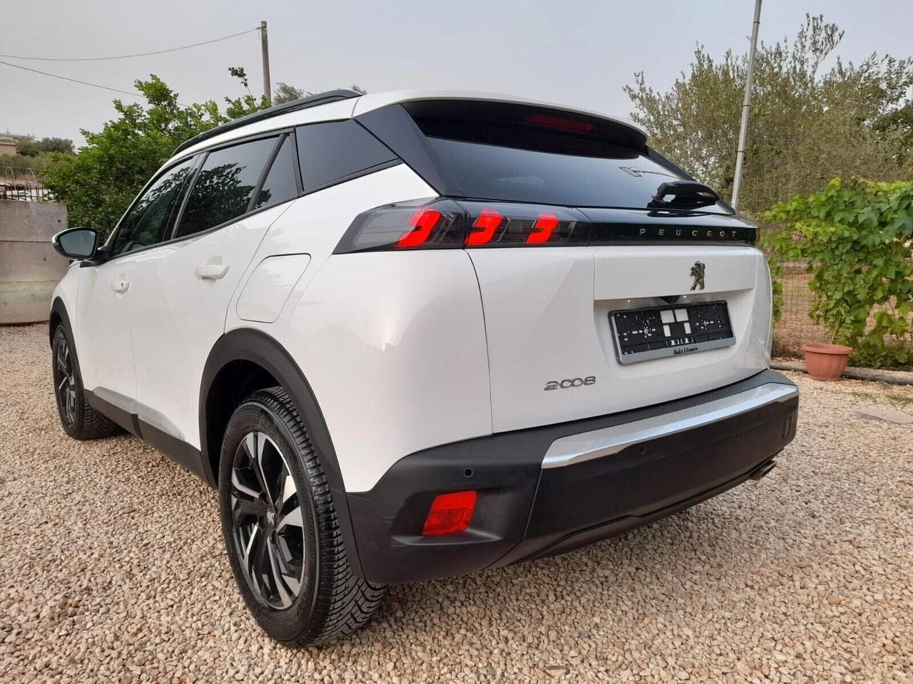 Peugeot 2008 BlueHDi 110 S&S Allure Pack
