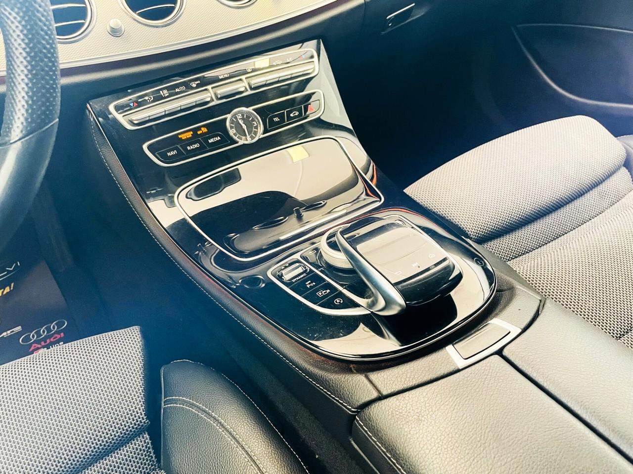 Mercedes-benz E 220 BlueTEC Sport 9G-TRONIC