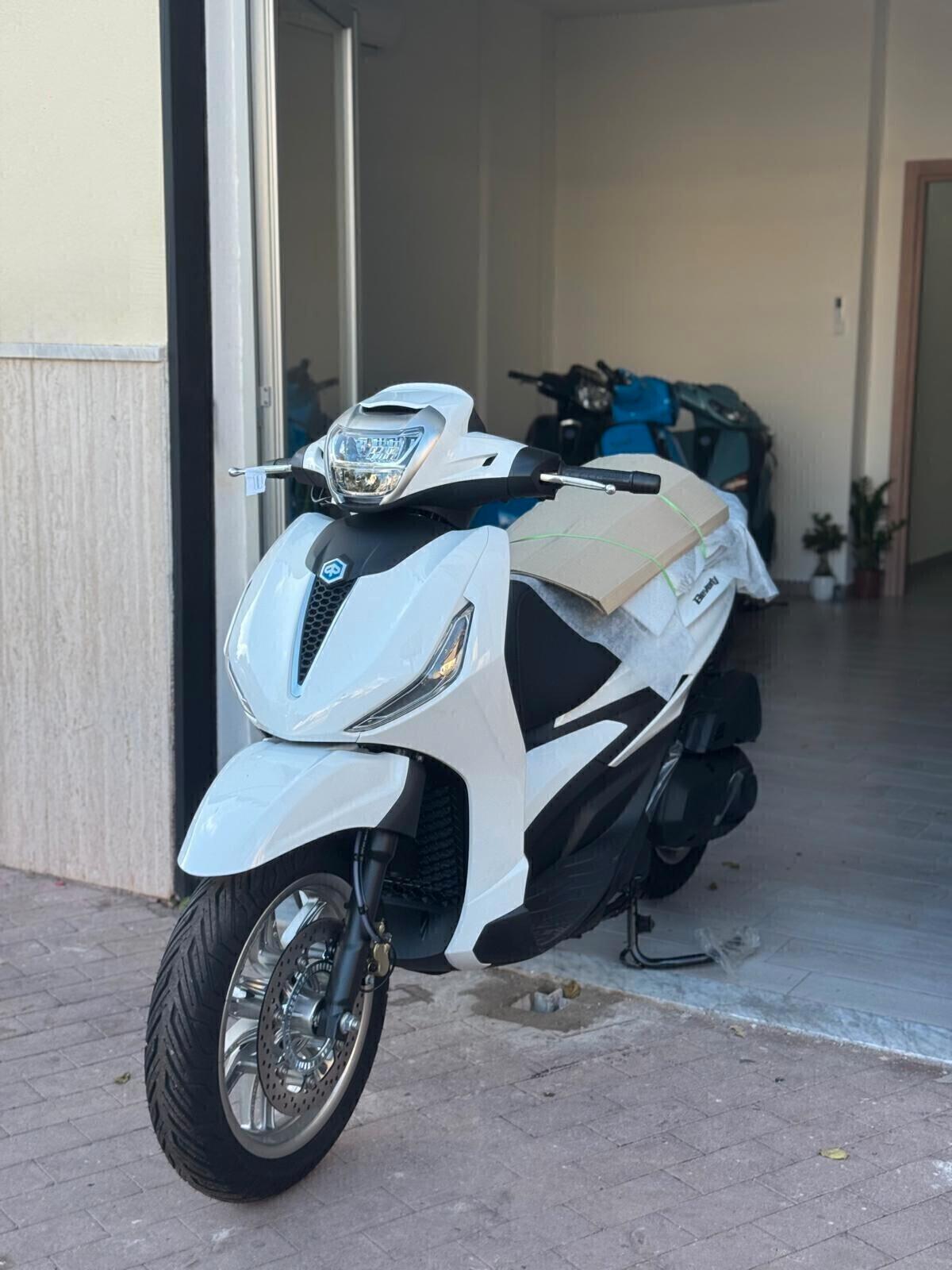 Piaggio Beverly 400