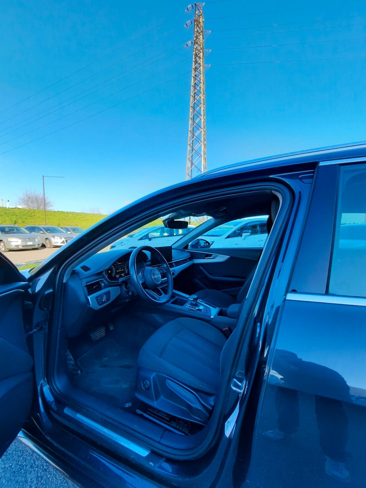 Audi A4 Avant 35 TDI S tronic Sport cokpit radar