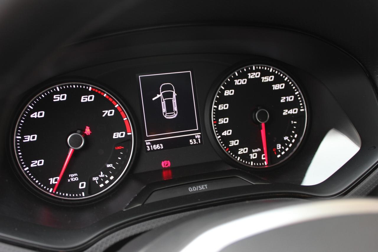 Seat Arona 1.0 EcoTSI 110 CV XPERIENCE NAVY-SENSORI COME NUOVA