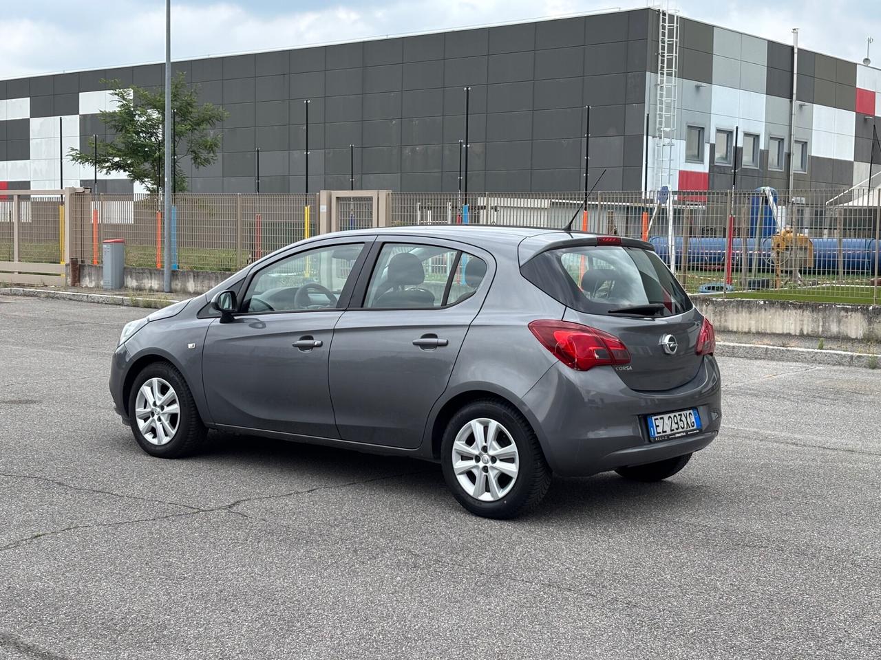Opel Corsa 1.2 70CV 5 porte GPL-TECH Edition