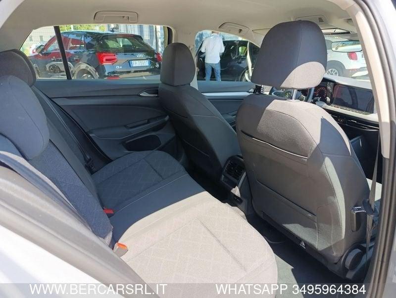 Volkswagen Golf Golf 1.0 eTSI EVO DSG Life