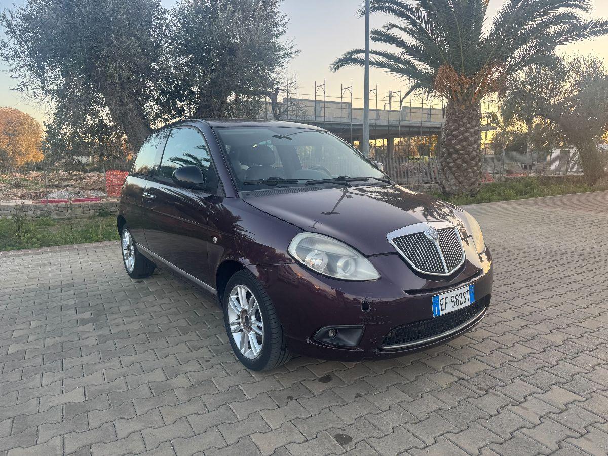 LANCIA Ypsilon 1.2 Platino 8V