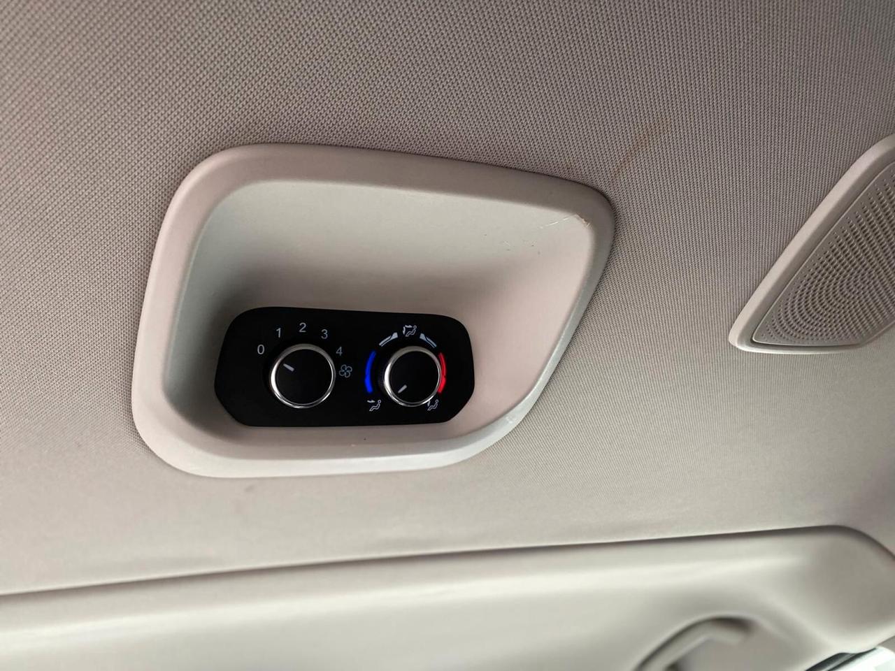 Ford Tourneo Custom 310 2.0 TDCi 130CV PC Trend €20.280+IVA