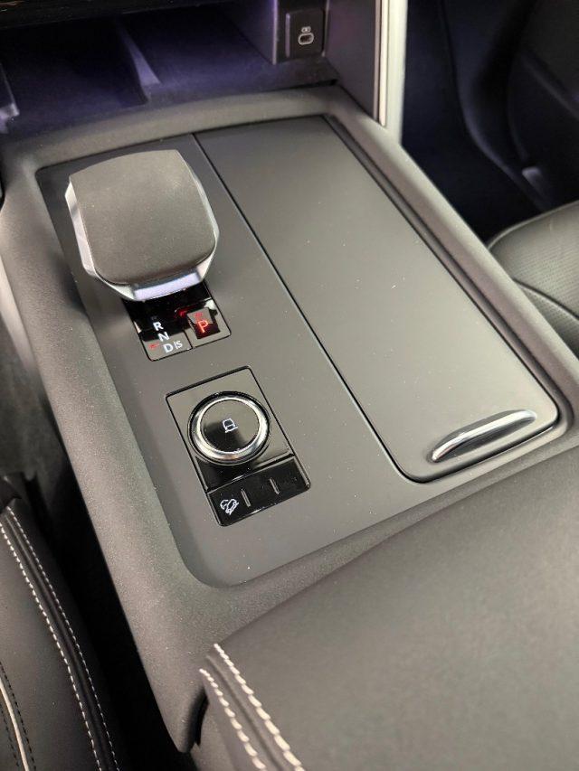 LAND ROVER Discovery 3.0D I6 300 CV AWD Auto R-Dynamic HSE 7p