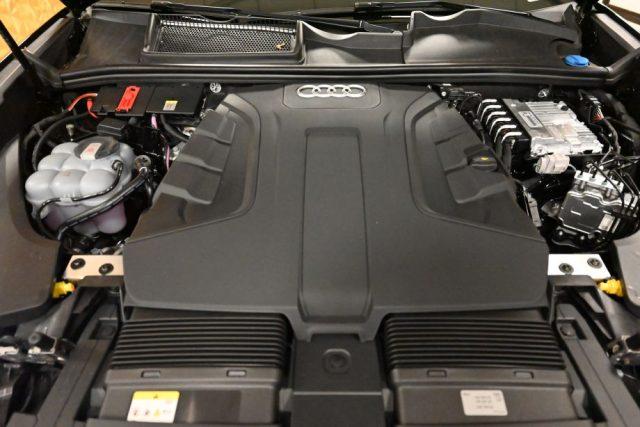 AUDI Q8 MY2026 50TDI Q.TIP.2XS-LINE TETT.23"360°SCONTO30%!