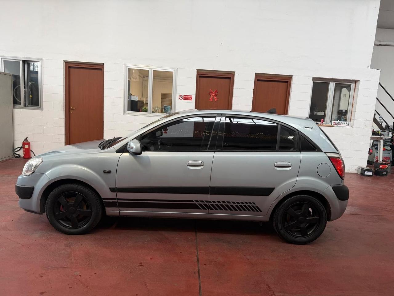 Kia Rio 1.6 16V CVVT 5p. EX Sport NEOPAT