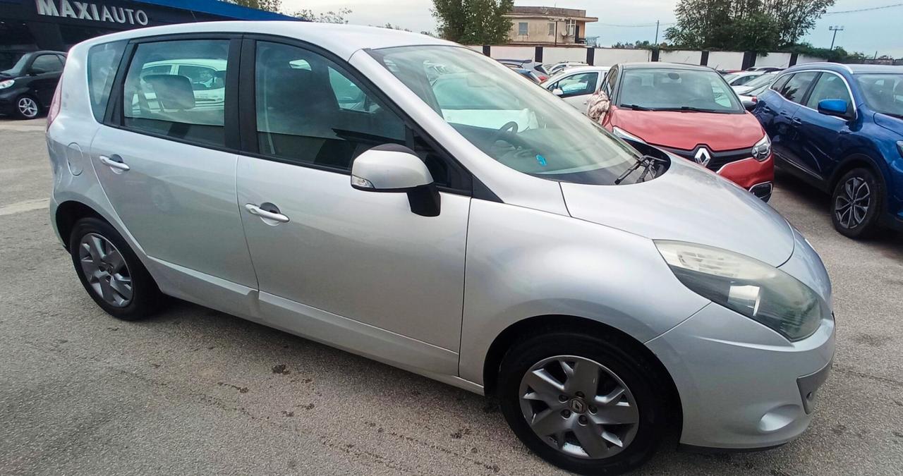 Renault Scenic Scénic X-Mod 1.5 dCi