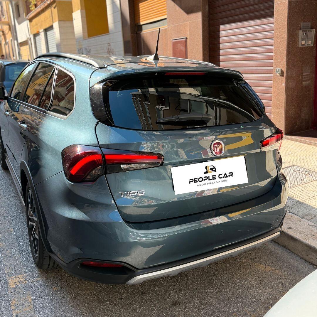 Fiat Tipo 1.6 Mjt Cross **PER POCHI GIORNI**