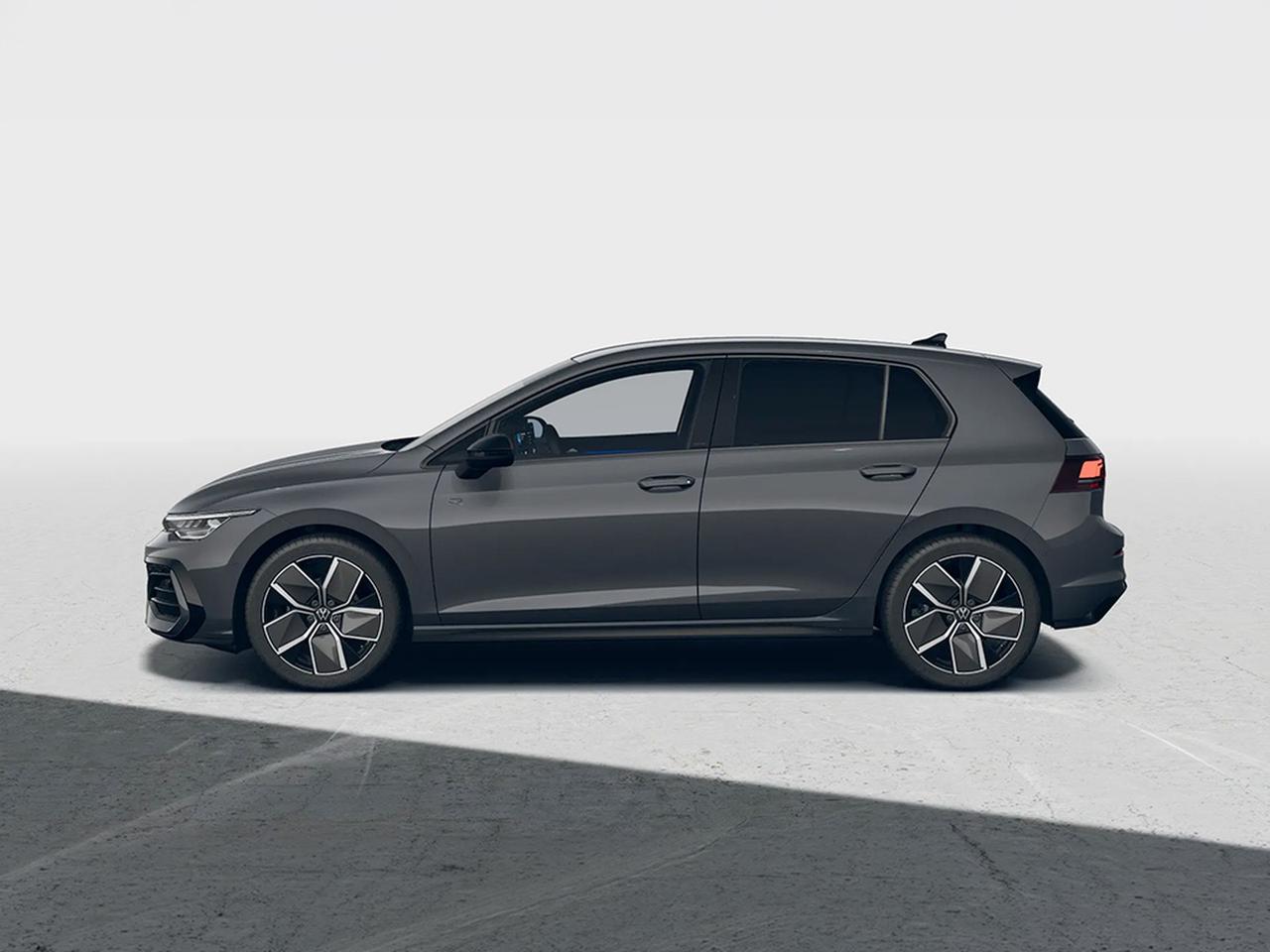Volkswagen Golf 2.0 tdi r-line plus 150cv dsg
