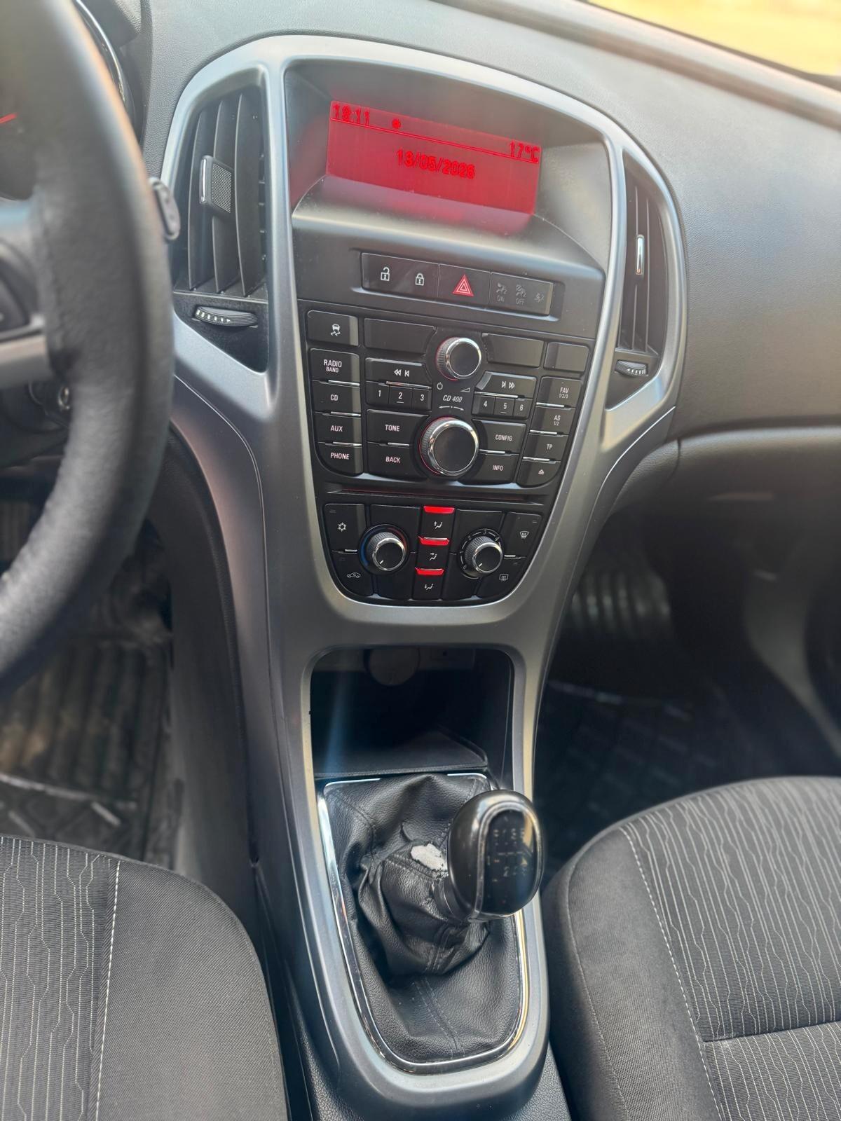 Opel Astra 2013 1.7 Diesel 110CV Sports Tourer Cosmo