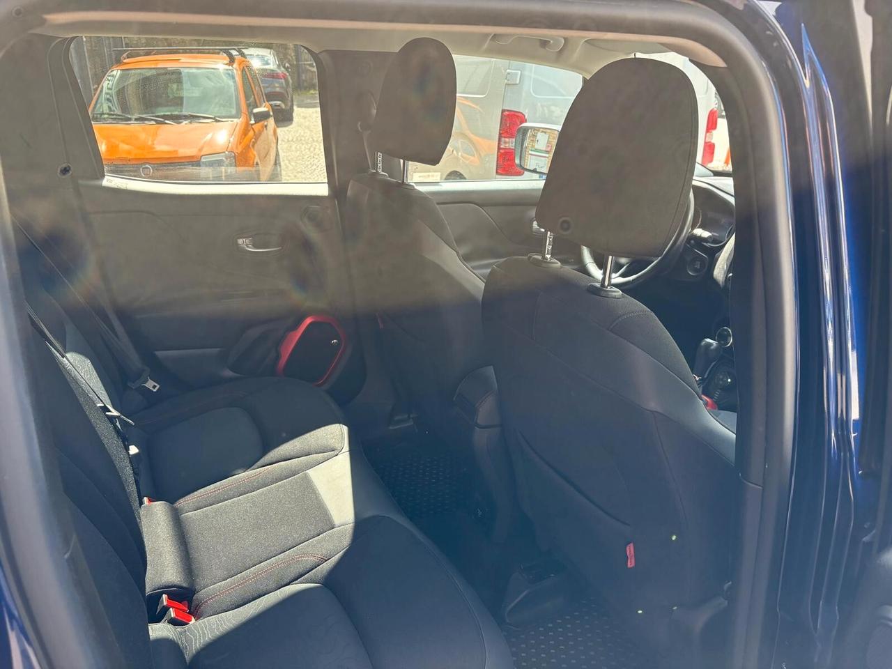 Jeep Renegade 2.0 Mjt 4WD Active Drive Sport
