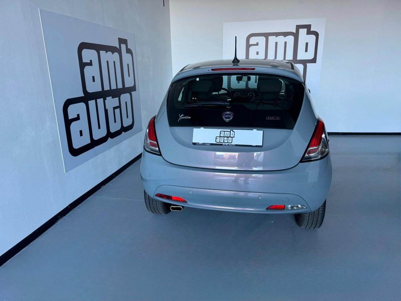 Lancia Ypsilon 1.0 FireFly 5 porte S&S Hybrid Ecochic A. Ferretti