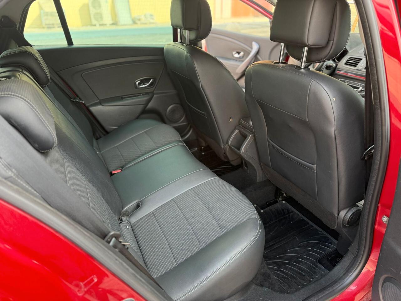 RENAULT MEGANE 1.5 DCI GT LINE 2015 12 MESI DI GARANZIA