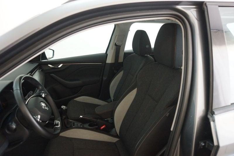 Škoda Kamiq 1.5 TSI 150CV BLACK DOTS