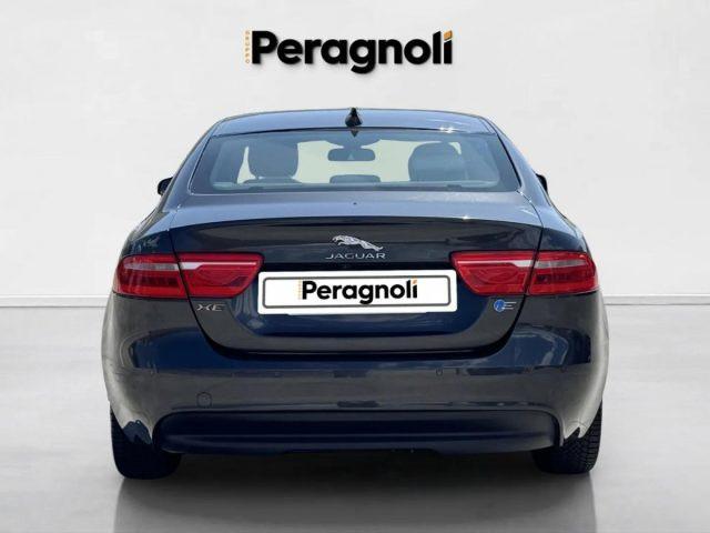 JAGUAR XE 2.0 D PURE AUTOMATICA