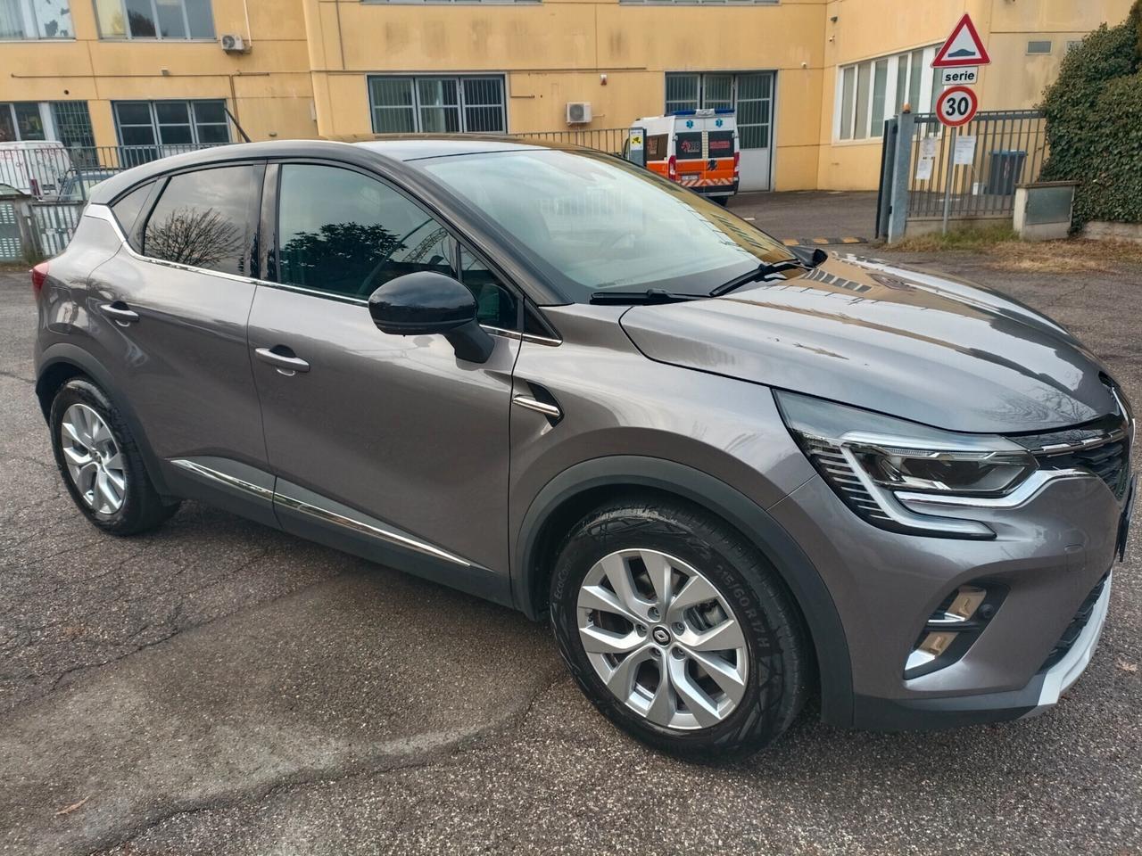 Renault Captur Hybrid E-Te 145 CV Intens