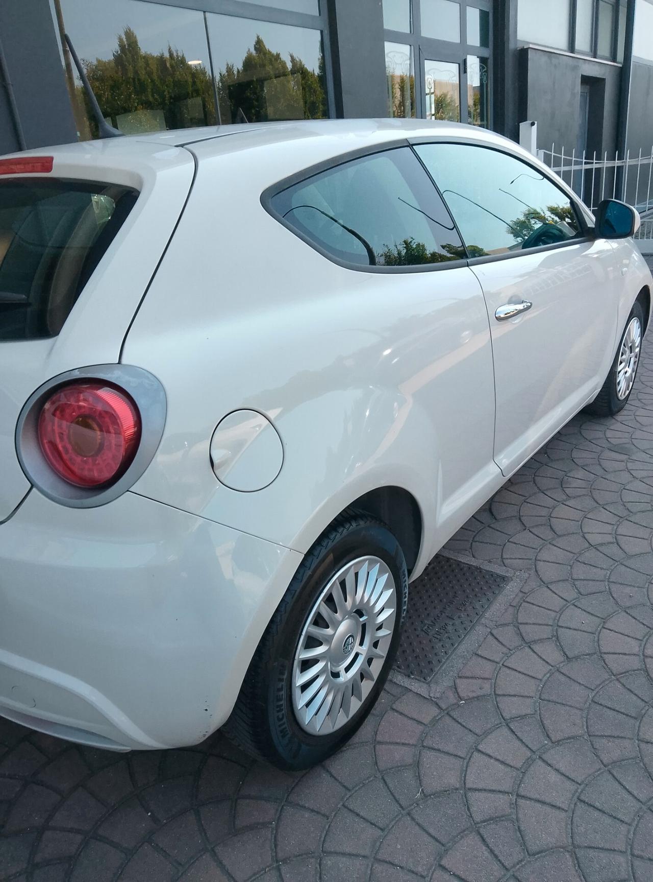 Alfa Romeo MiTo 1.4 T 140 CV M.air S&S TCT Distinctive