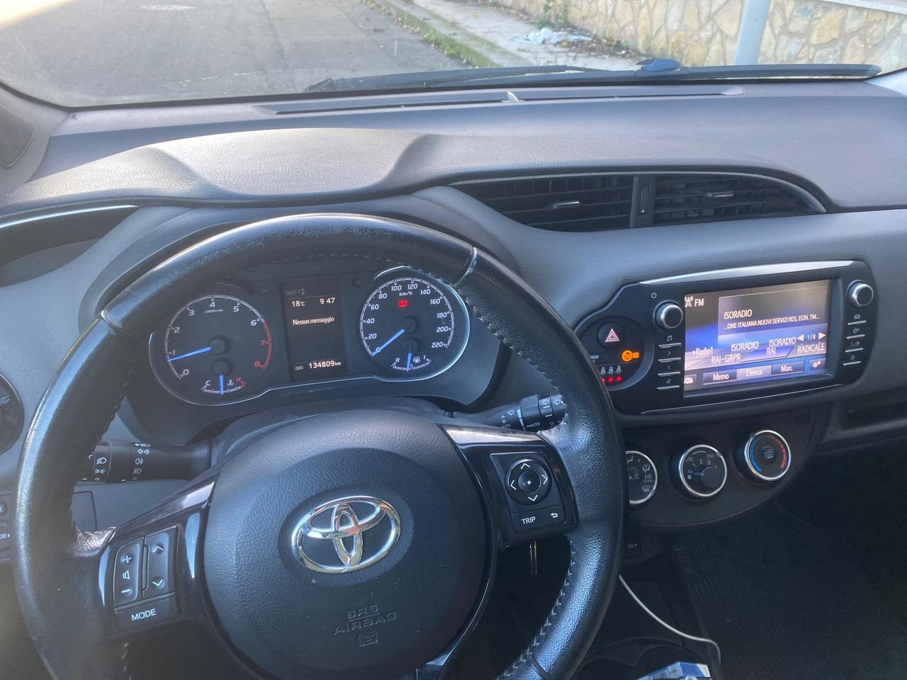 Toyota Yaris 1.0 72 CV 5 porte Cool