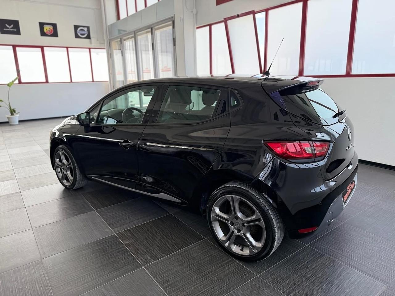 Clio 1.5 dCi 8V 90CV StarteStop 5P GT Line 2015