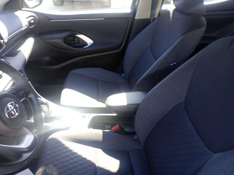 Toyota Yaris IV 2020 1.5h Trend